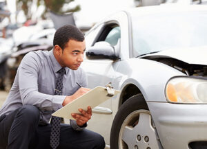 What Should I Say to an Insurance Adjuster After an Accident?