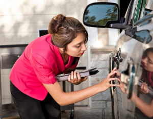 Beware of These 5 Tactics Used by Insurance Adjusters Against Injured Victims