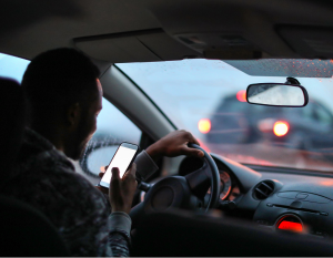 5 Dangerous Driving Behaviors You May Not Realize You’re Doing