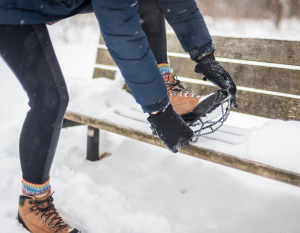 5 Tips for Staying Safe While Walking When It’s Snowing